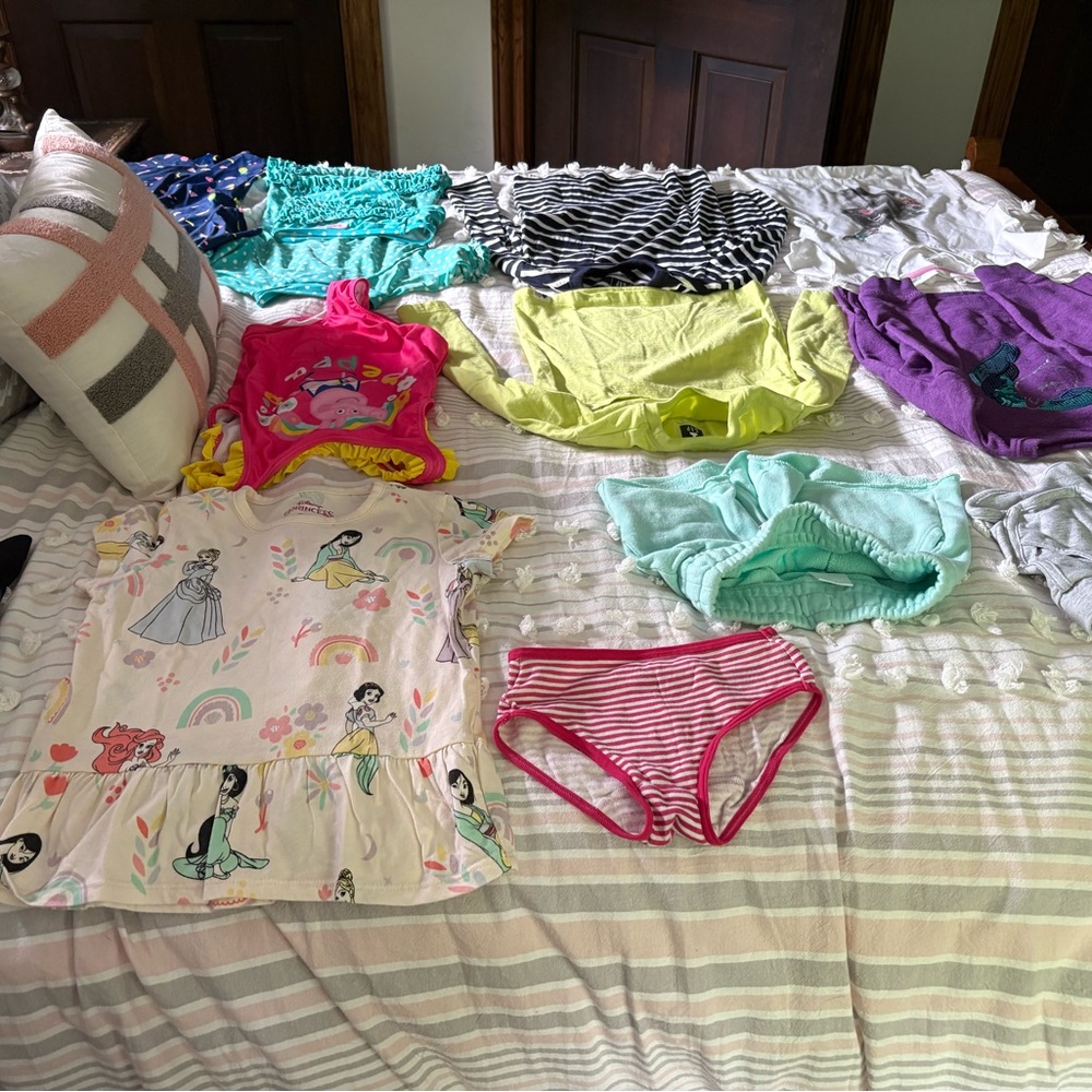 Little Girls Lot